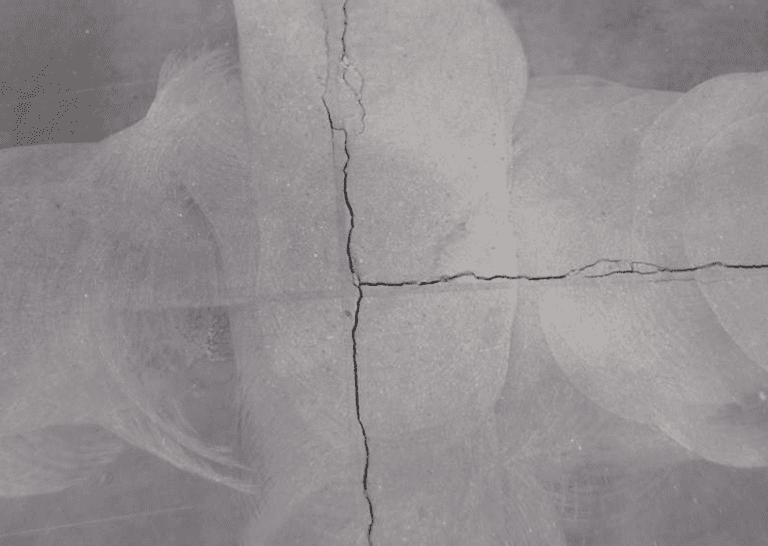cracked concrete because of joint failure