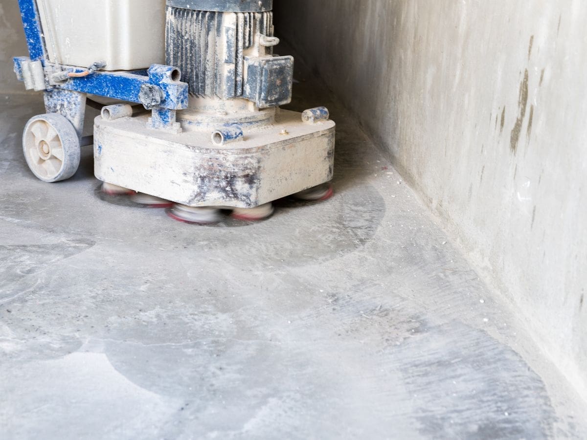 Best Cleaner for Polished Concrete Floors in Commercial and Industrial Spaces