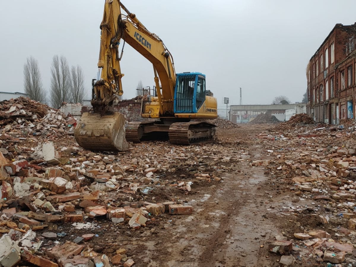 Why Site Clearing and Demolition Should Be Handled by Experts